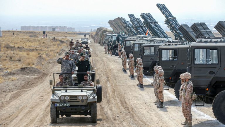 সামরিক শক্তি নিয়ে আলোচনা নয়, স্পষ্ট বার্তা ইরান গার্ডের