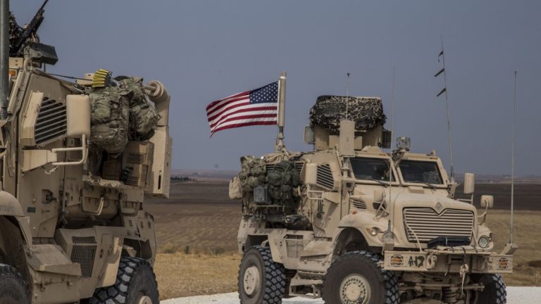 সিরিয়া থেকে এক হাজারের নিচে নামিয়ে আনা হচ্ছে মার্কিন সেনা: পেন্টাগন