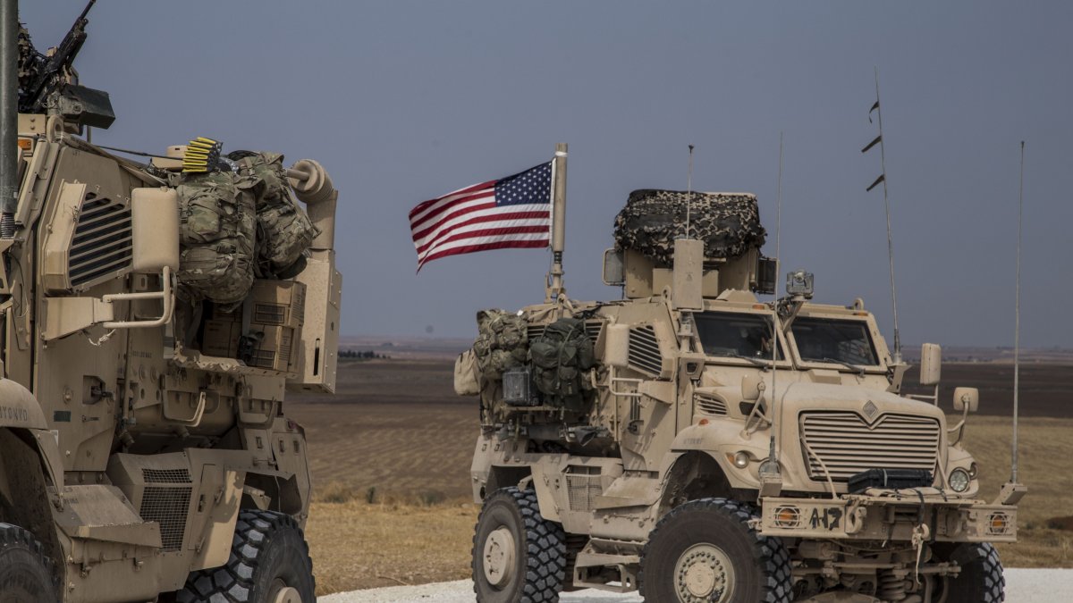 সিরিয়া থেকে এক হাজারের নিচে নামিয়ে আনা হচ্ছে মার্কিন সেনা: পেন্টাগন