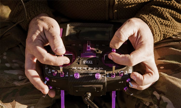 ইউক্রেনের ড্রোন হামলায় রাশিয়ার ইলেকট্রনিক যন্ত্রাংশ কারখানার কার্যক্রম স্থগিত