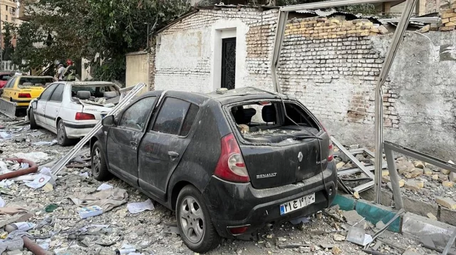 ইরানের হামলায় ইসরাইলে ৮ জন নিহত, আহত ১৩০’র বেশি