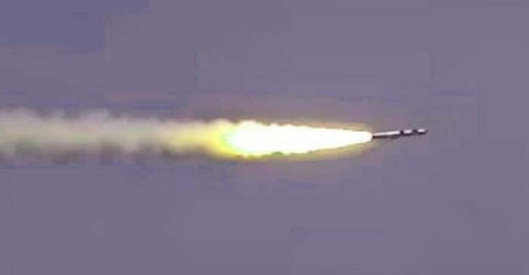 ইসরাইলের ওপর হামলায় হাইপারসনিক ক্ষেপণাস্ত্র নিক্ষেপের দাবি ইরানি বিপ্লবী গার্ডের