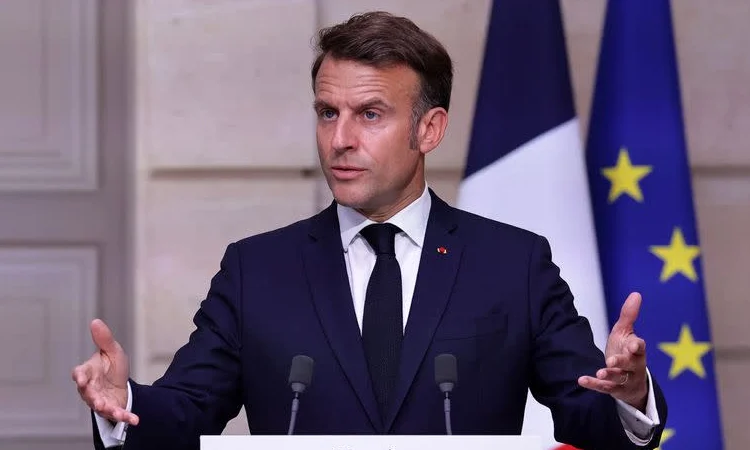 গ্রিনল্যান্ড সফরে যাচ্ছেন ফ্রান্সের প্রেসিডেন্ট ম্যাখোঁ