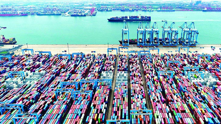 বাণিজ্যযুদ্ধের চাপের মুখে চীনের রপ্তানি কমেছে