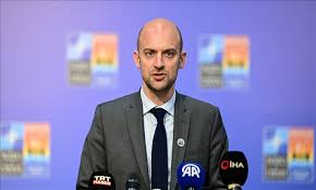 ফরাসি পররাষ্ট্রমন্ত্রী গাজায় বিদেশী সংবাদমাধ্যম প্রবেশের অনুমতির জন্য ইসরাইলের প্রতি আহ্বান জানিয়েছেন 1 ফরাসি পররাষ্ট্রমন্ত্রী গাজায় বিদেশী সংবাদমাধ্যম প্রবেশের অনুমতির জন্য ইসরাইলের প্রতি আহ্বান জানিয়েছেন