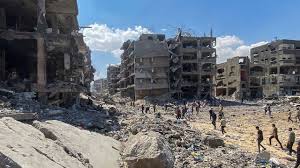 গাজায় ইসরায়েলি হামলায় নিহত ২৮, আশ্রয়কেন্দ্রে বোমা হামলার অভিযোগ