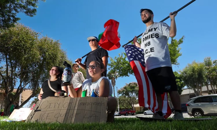 ক্যালিফোর্নিয়ায় জাতিগত প্রোফাইলিংয়ে আতঙ্কে ল্যাটিনো অভিবাসীরা