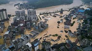 চীনের রাজধানী বেইজিংয়ে ভারী বৃষ্টি ও বন্যায় প্রাণ গেল ৩০ জনের, বিপদে লাখো মানুষ 1 চীনের রাজধানী বেইজিংয়ে ভারী বৃষ্টি ও বন্যায় প্রাণ গেল ৩০ জনের, বিপদে লাখো মানুষ