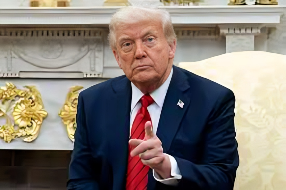 হোয়াইট হাউসে ২০০ মিলিয়ন ডলারে বলরুম নির্মাণের পরিকল্পনা ট্রাম্পের