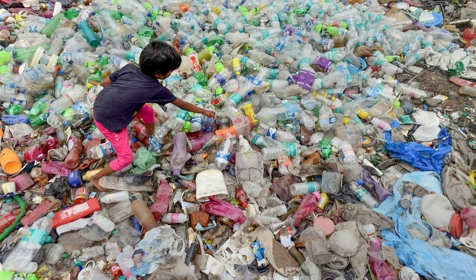 সমঝোতা ছাড়াই শেষ হলো জাতিসংঘের প্লাস্টিক দূষণবিরোধী চুক্তি আলোচনা