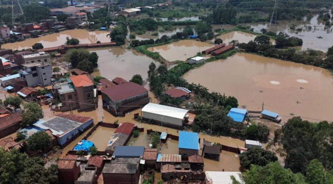 চীনের উত্তর-পশ্চিমাঞ্চলে বন্যায় নিহত ১০, নিখোঁজ ৩৩