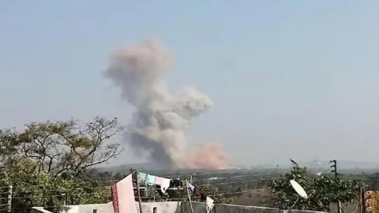 ভারতে প্রতিরক্ষা কারখানায় ভয়াবহ বিস্ফোরণ, নিহত আটজন