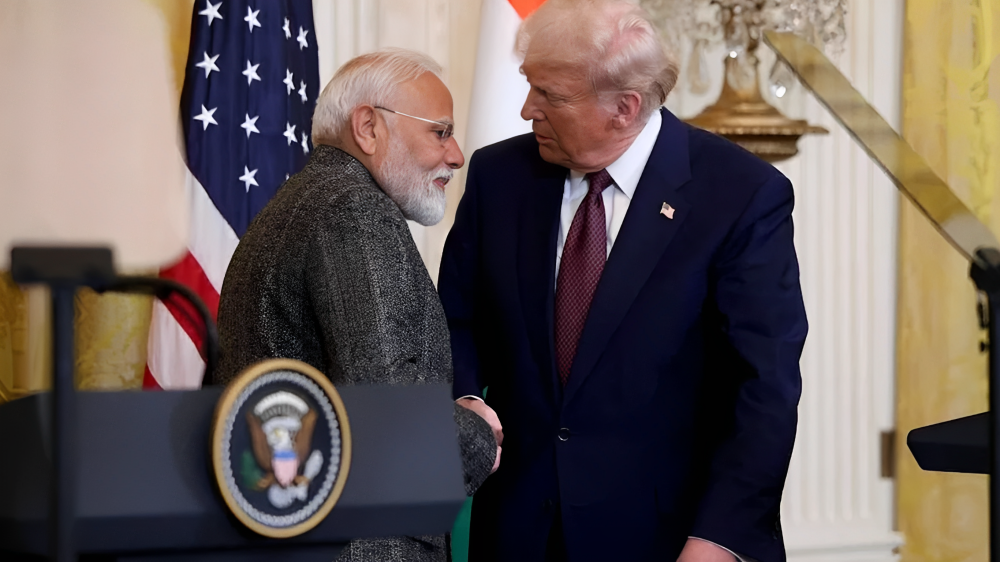 মার্কিন বাণিজ্যমন্ত্রীর দাবি ‘ভারত দুই মাসের মধ্যে যুক্তরাষ্ট্রের কাছে ক্ষমা চাইবে’