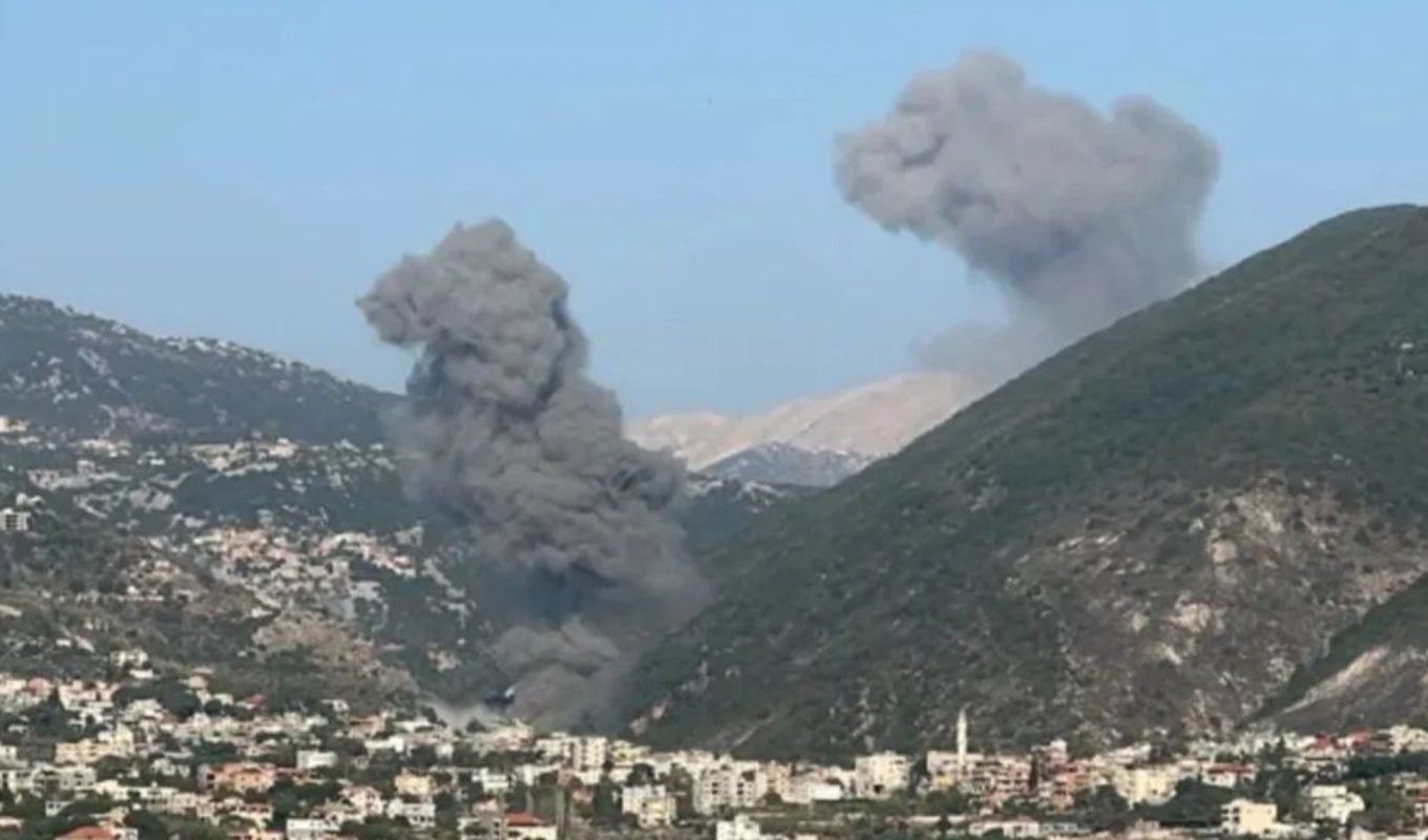 Fresh Israeli Strikes in Lebanon on Anniversary of Ceasefire হিজবুল্লাহর সঙ্গে যুদ্ধবিরতির বর্ষপূর্তিতে লেবাননে ইসরায়েলি বিমান হামলা