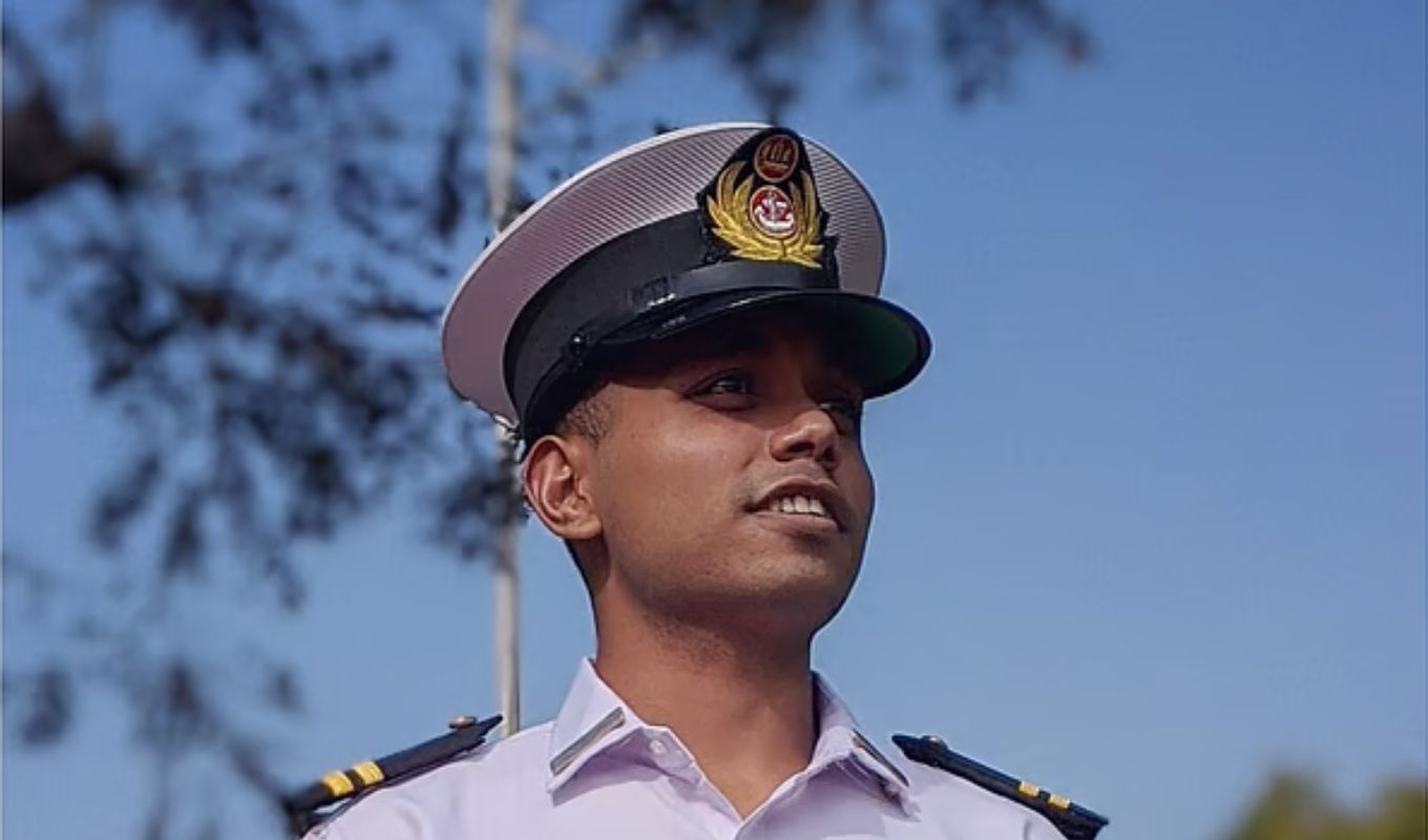 How Bangladeshi sailors were saved from a drone attack ইউক্রেনের ড্রোন হামলায় বাঁচলেন চার বাংলাদেশি নাবিক