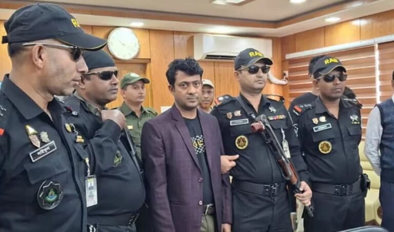 Misappropriating Tk 9 crore through loan fraud নোয়াখালীতে আনসার-ভিডিপি ব্যাংকের ৯ কোটি টাকার আত্মসাতে সাবেক ব্যবস্থাপক গ্রেপ্তার