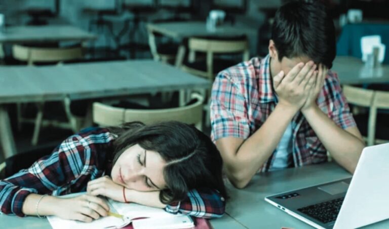 Over 40 Per Cent of Adolescents in the Country Are Physically Inactive দেশের কিশোর-কিশোরীদের শারীরিক নিষ্ক্রিয়তা নিয়ে উদ্বেগজনক তথ্য