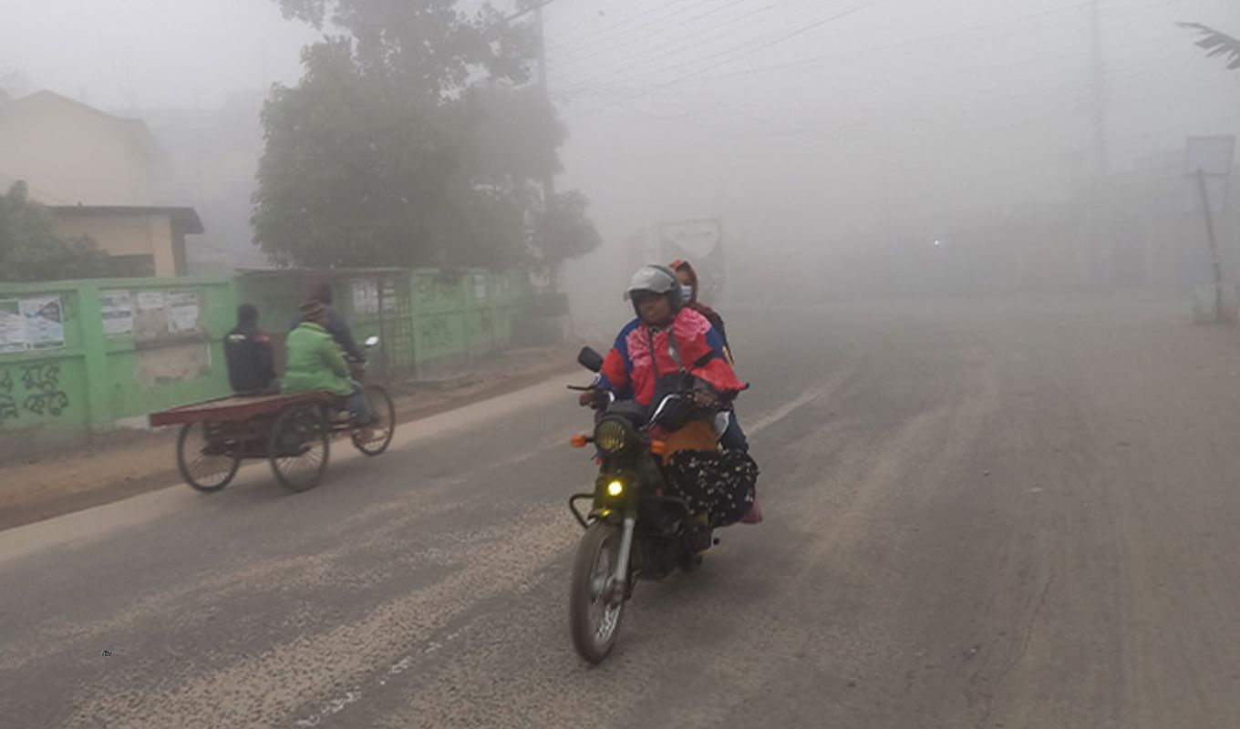 পঞ্চগড়ে হেমন্তেই জেঁকে বসেছে শীত 1 Temperature Drops to 12 Degrees in Panchagarh as Cold Intensifies পঞ্চগড়ে হেমন্তেই জেঁকে বসেছে শীত
