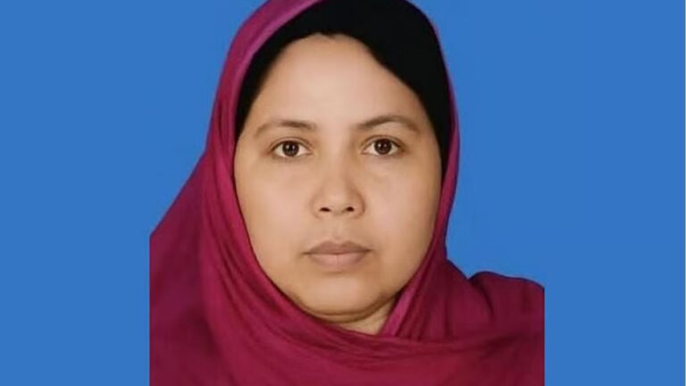 আন্দোলনের সাউন্ড গ্রেনেডে আহত শিক্ষকের মৃত্যু