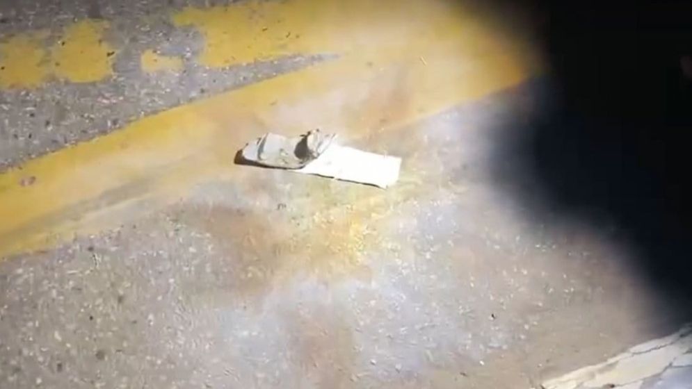 কারওয়ান বাজার সার্ক ফোয়ারার কাছে ককটেল বিস্ফোরণ