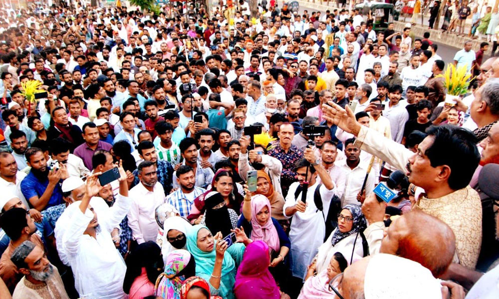 জামায়াত প্রশাসন নিয়ন্ত্রণ করে ভোট প্রভাবিত করতে চাইছে