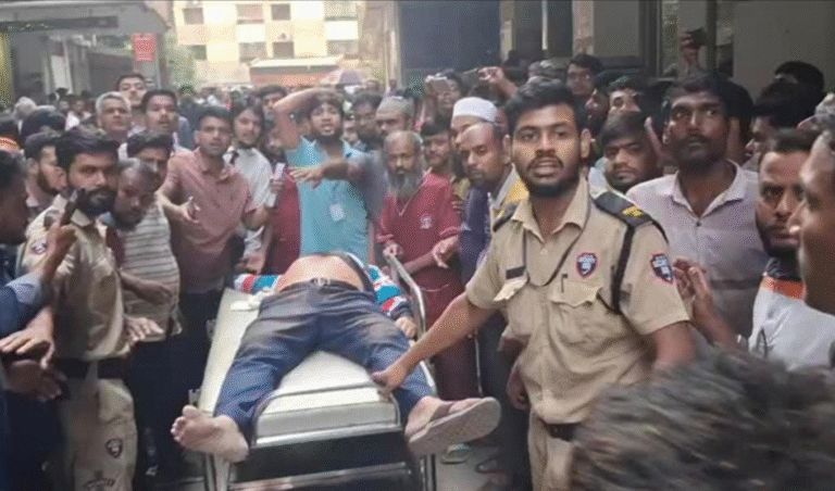 ঢাকার ন্যাশনাল মেডিকেল কলেজের সামনে দুর্বৃত্তের গুলিতে এক ব্যক্তির মৃত্যু