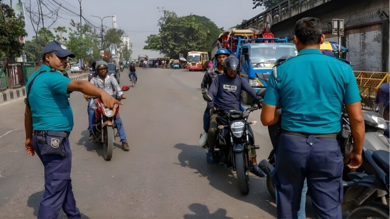 দেশের সব এলাকায় হাই অ্যালার্ট