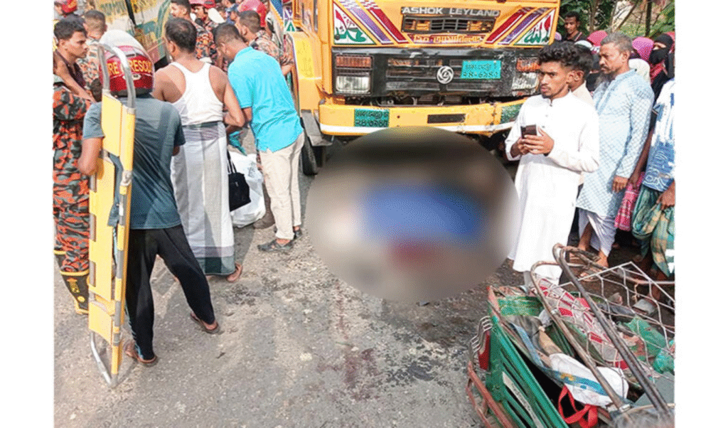 নোয়াখালীতে ট্রাকচাপায় অটোরিকশার ৬ যাত্রী নিহত