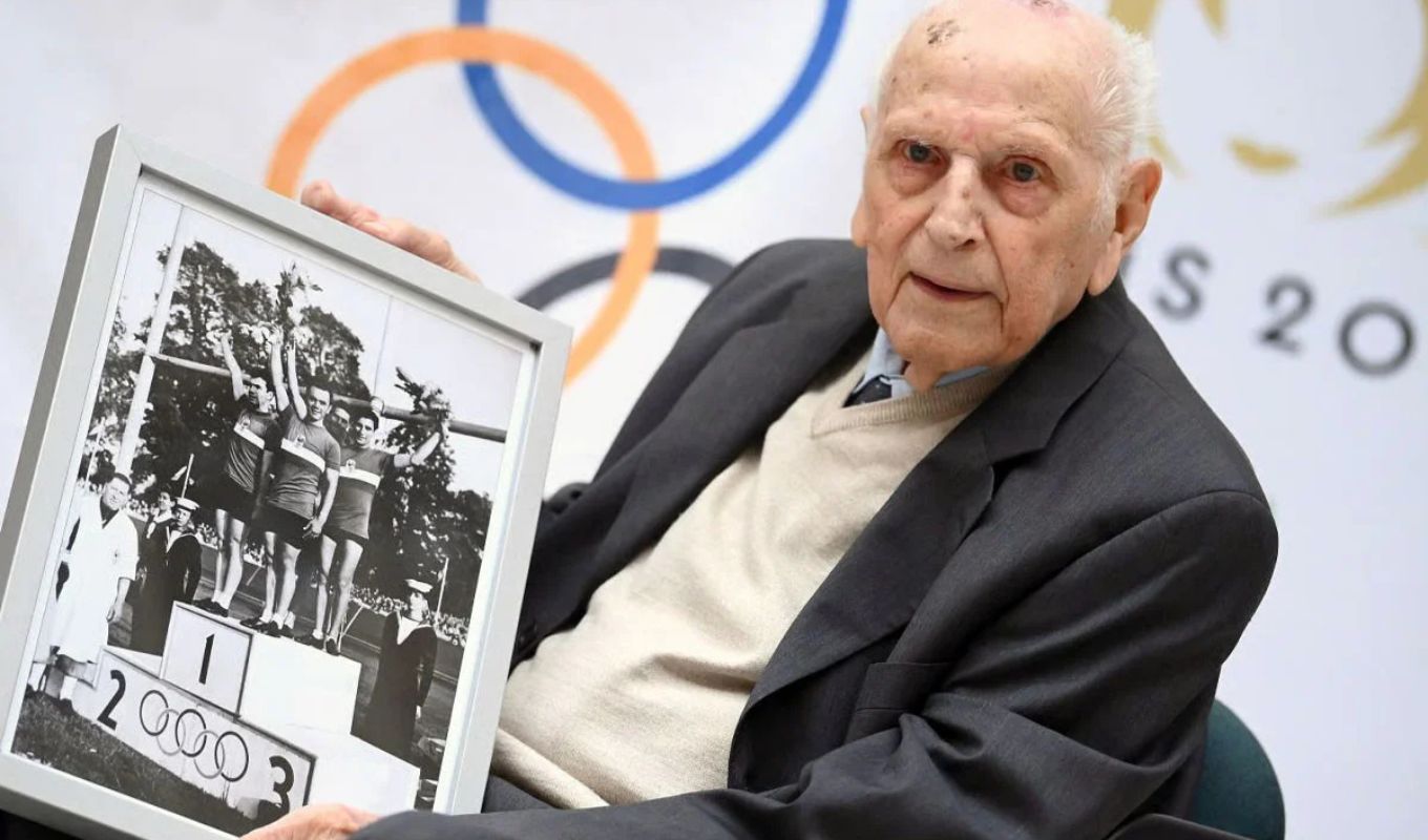 বিশ্বের সবচেয়ে বয়স্ক অলিম্পিক চ্যাম্পিয়নের অবসান 1 বিশ্বের সবচেয়ে বয়স্ক অলিম্পিক চ্যাম্পিয়নের অবসান