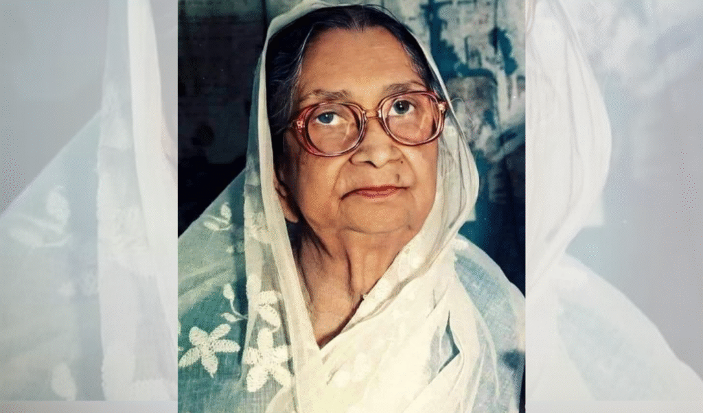 বেগম সুফিয়া কামাল আঁধারের মধ্যে আলোর পথিকৃৎ