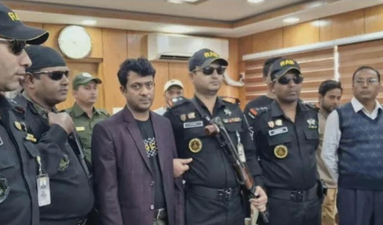 ব্যাংকের কোটি টাকা আত্মসাৎ ম্যানেজার গ্রেপ্তার ব্যাংকের ম্যানেজার কোটি টাকা আত্মসাৎ, গ্রেপ্তার