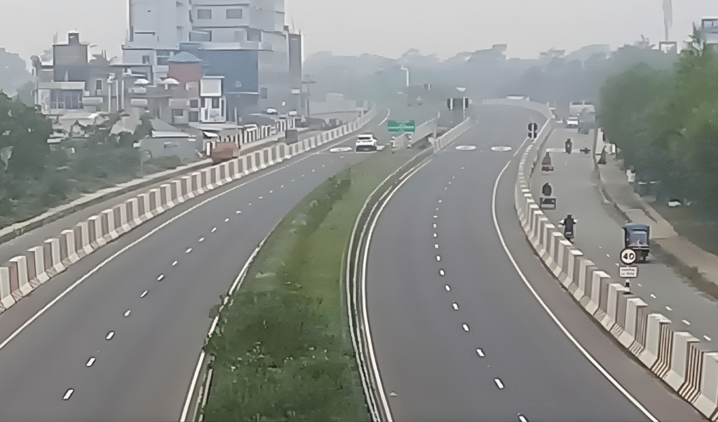 শিবচরে এক্সপ্রেসওয়েতে ডাকাতির শিকার দুই গরু ব্যবসায়ী, ৪ লাখ টাকা ছিনতাই