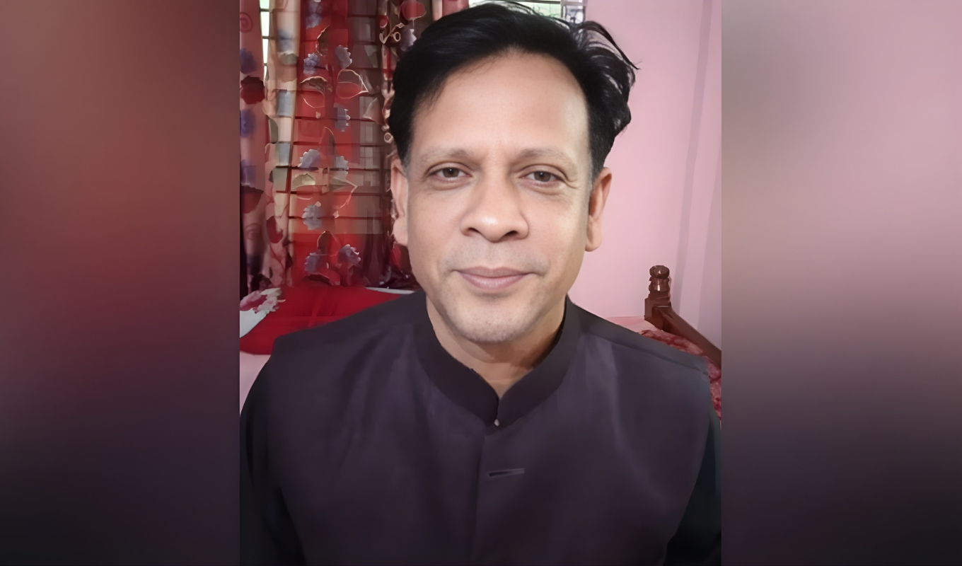 স্কুলছাত্রীর সঙ্গে সম্পর্কের অভিযোগ, থানায় শিক্ষকের স্ত্রীর অভিযোগ 1 স্কুলছাত্রীর সঙ্গে সম্পর্কের অভিযোগ, থানায় শিক্ষকের স্ত্রীর অভিযোগ