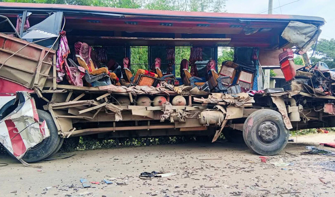 হবিগঞ্জে দুই বাসের সংঘর্ষে নিহত ২