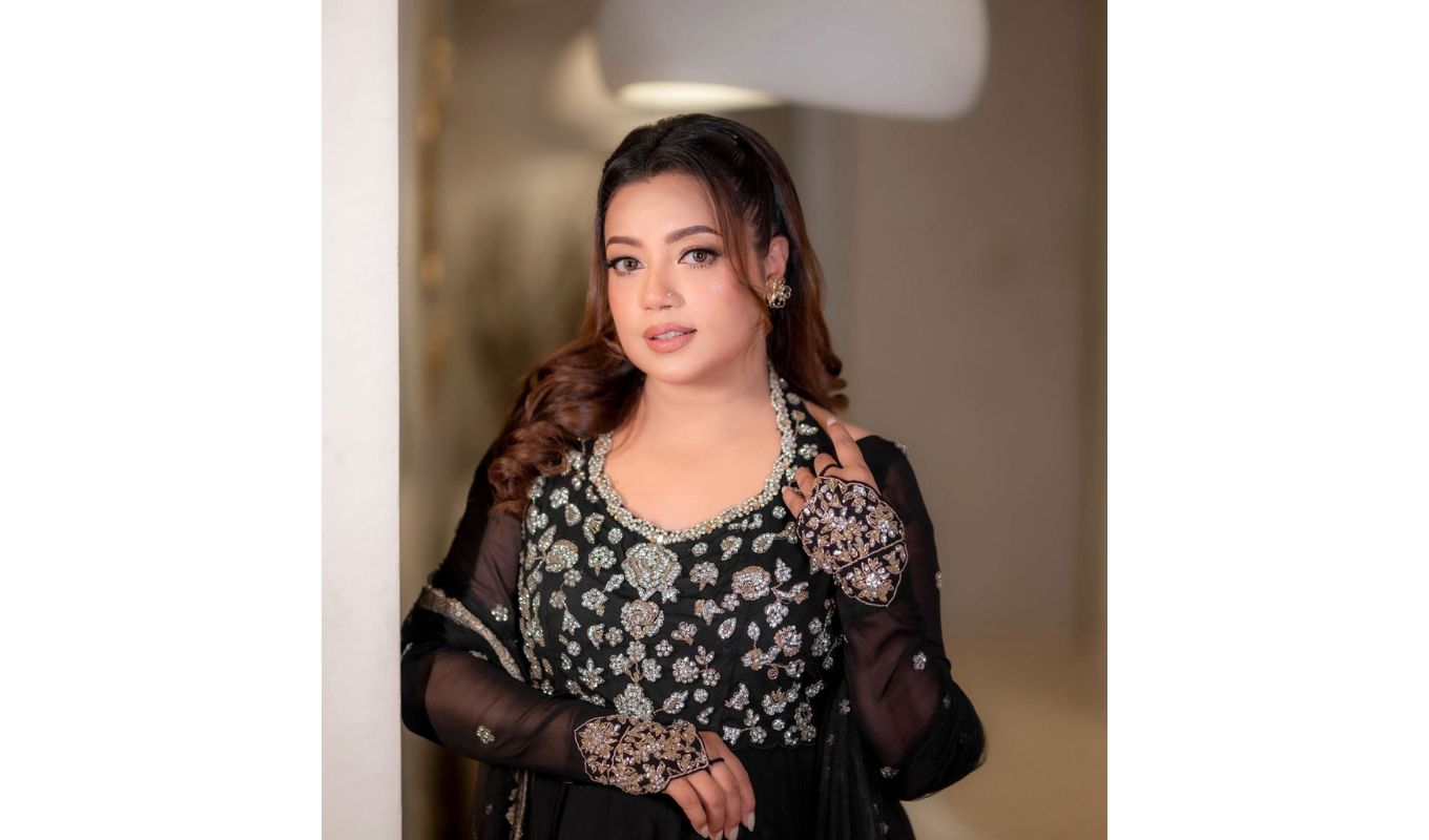 মেহেদিরঙা ছবি নিয়ে বিয়ের গুঞ্জনের কথা স্পষ্ট করলেন কনা