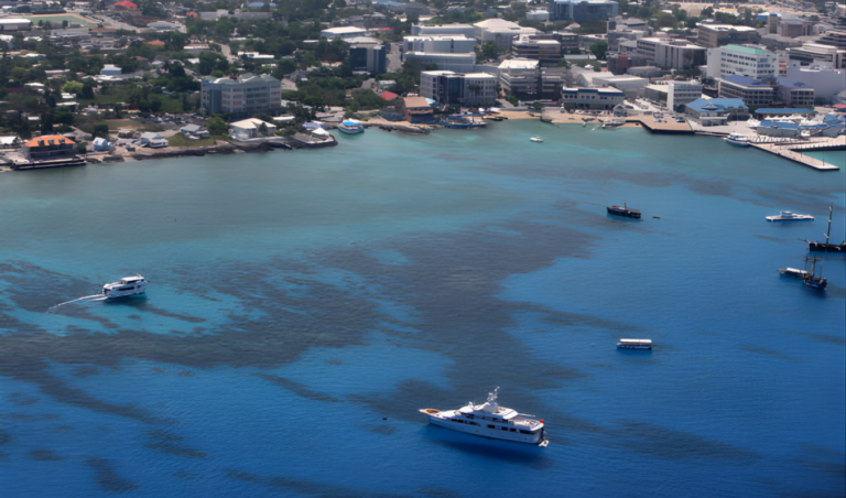 Cayman Insurance Risks Spark US Sector Alarm কায়ম্যানে বীমা ঝুঁকি, মার্কিন খাতে সতর্কবার্তা