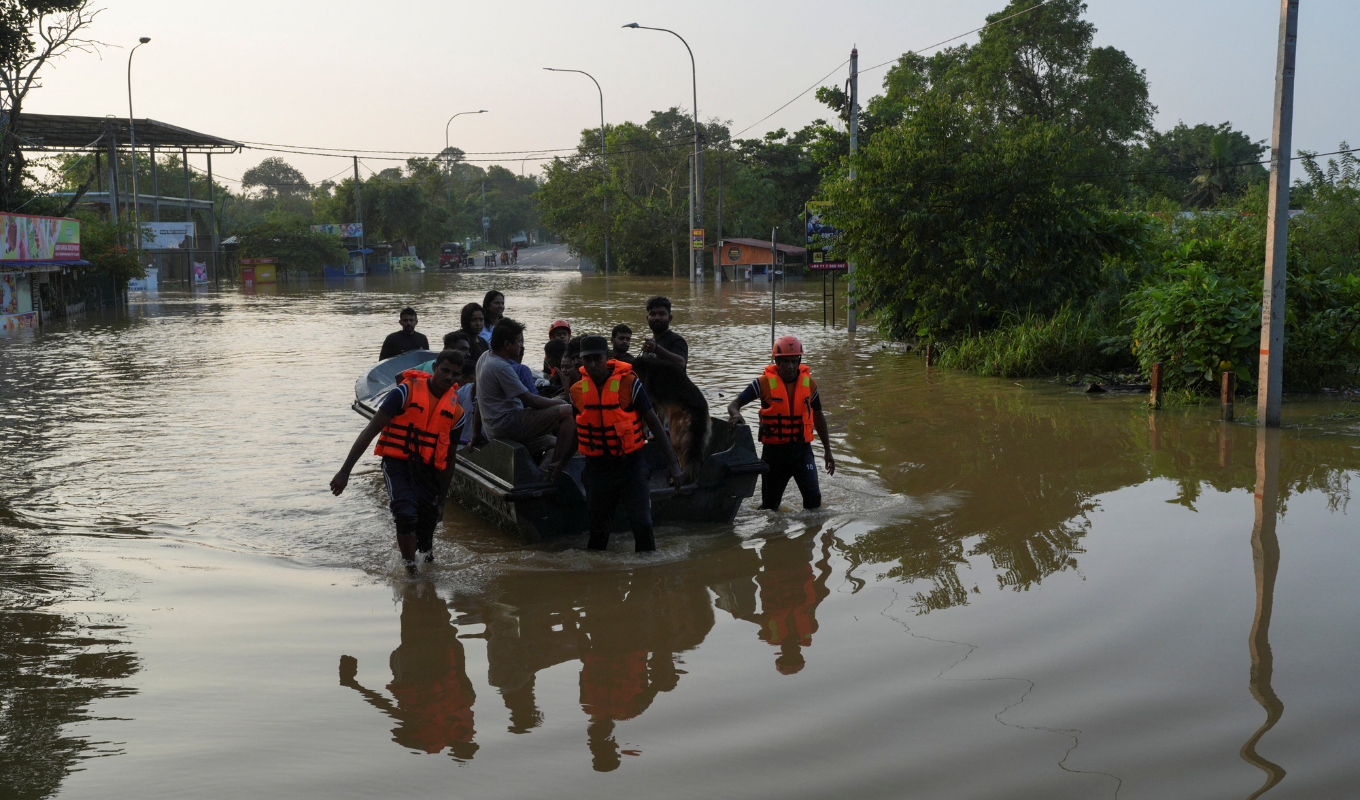 শ্রীলঙ্কার বিপর্যস্ত জনজীবনের জন্য ত্রাণ পাঠাচ্ছে বাংলাদেশ সরকার 1 Copy of ntitled 1 শ্রীলঙ্কার বিপর্যস্ত জনজীবনের জন্য ত্রাণ পাঠাচ্ছে বাংলাদেশ সরকার