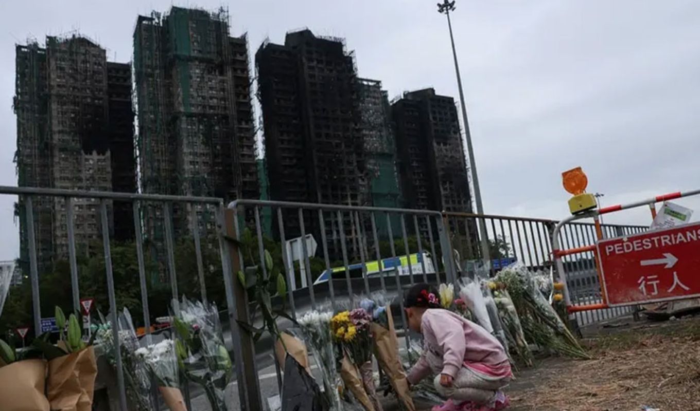Death Toll Rises to 146 in Hong Kong Fire হংকংয়ে ভয়াবহ অগ্নিকাণ্ডে ১৪৬ জনের মৃত্যু