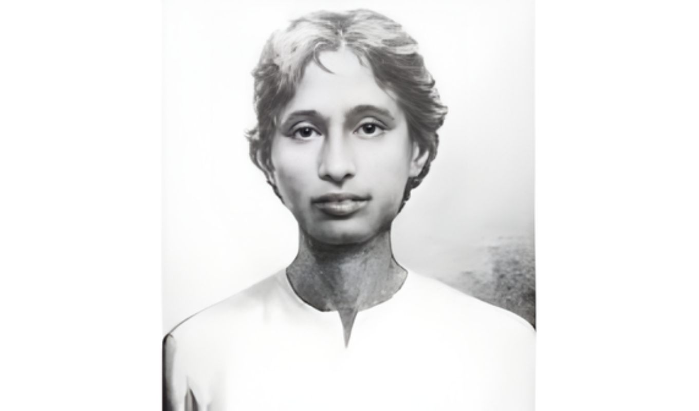 Remembering Khudiram Bose the Hero of the Age of Fire জন্মদিনে স্মরণ অগ্নিযুগের নায়ক ক্ষুদিরাম বসু