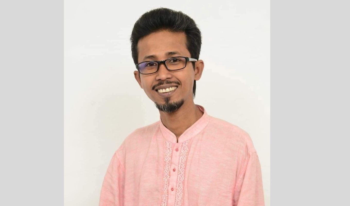 S M Kamruzzaman Sagar বিজয়ের মাসে পাকিস্তানপ্রীতি: শহীদের রক্ত কি তবে অকারণ?