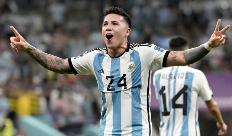 আর্মব্যান্ডের জন্য লড়াই শুরু