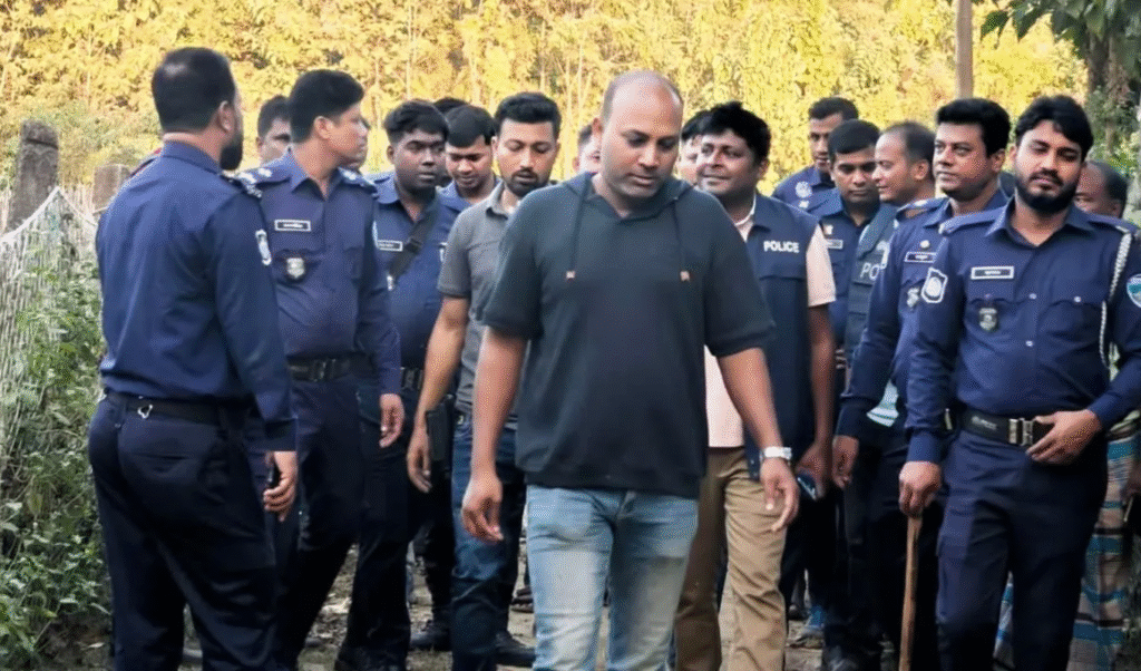 টেকনাফে ছয় শিশু অপহৃত দুই কৌশলে ফিরে এলো টেকনাফে শিশুদের অপহরণ, পুলিশের তল্লাশি জারি