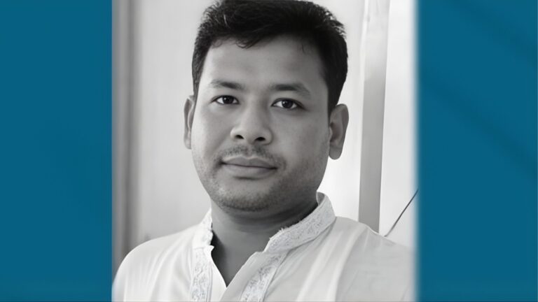 টেকনাফে পুলিশি হেফাজতে চিকিৎসাধীন অবস্থায় হত্যা টেকনাফে পুলিশি হেফাজতে চিকিৎসাধীন অবস্থায় হত্যা মামলার আসামি ইউপি সদস্য রেজাউল করিমের মৃত্যু