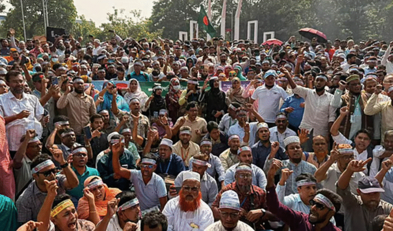 তিন দফা দাবি পূরণের লক্ষ্যে প্রাথমিক শিক্ষকরা কমপ্লিট শাটডাউনে যাচ্ছেন প্রাথমিক শিক্ষকরা তিন দফা দাবিতে কর্মসূচি সম্প্রসারণ করে কমপ্লিট শাটডাউনে