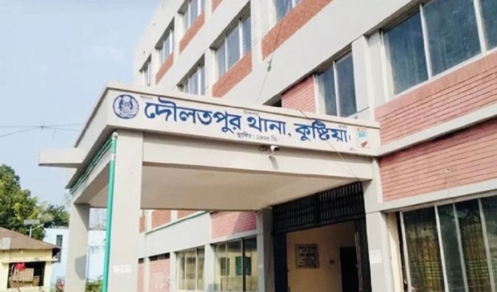 দৌলতপুরে গুলিতে বিএনপি কর্মী রফিক নিহত আহত দুজন দৌলতপুরে গুলিতে বিএনপি কর্মী রফিক নিহত, আহত দু’জন