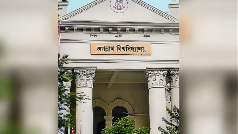 নাটকীয় প্রত্যাবর্তন বাতিল হওয়া মনোনয়ন ফেরত পেলেন ৬ প্রার্থী নাটকীয় প্রত্যাবর্তন! বাতিল হওয়া মনোনয়ন ফেরত পেলেন ৬ প্রার্থী