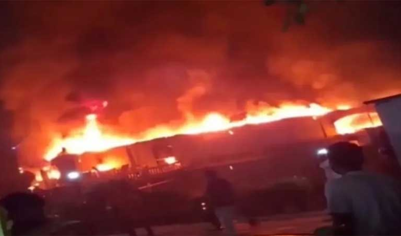 ভারতে নাইটক্লাবে ভয়াবহ আগুনে ২৫ জনের মৃত্যু গোয়ায় নাইটক্লাবে অগ্নিকাণ্ড, প্রাণ হারালেন অন্তত ২৫ জন