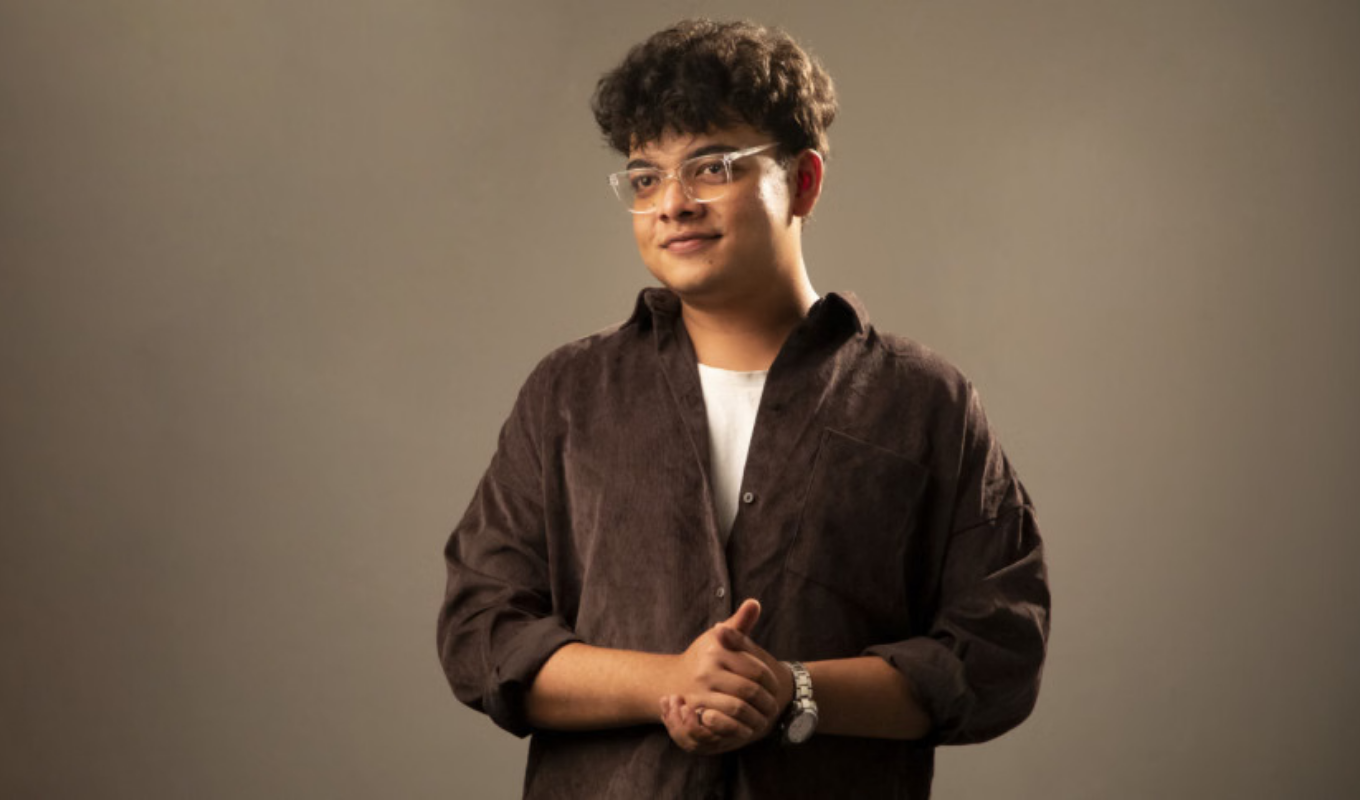 মিউজিক ইন্ডাস্ট্রিতে তোলপাড় সৃষ্টি করতে চান ভাইরাল গান ‘১০ এ ১০ এর স্রষ্টা শিবু পপ থেকে ফোক ফিউশনে যাত্রা এবং স্যাম্পলিং বিতর্ক: অকপট সংগীতশিল্পী শিবু