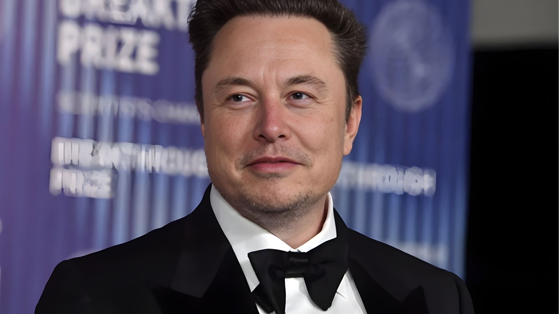 ২০ বছরের মধ্যে চাকরিহীন বিশ্ব কৃত্রিম বুদ্ধিমত্তায় মানবশ্রমের শেষ দেখছেন এলন মাস্ক ২০ বছরের মধ্যে চাকরিহীন বিশ্ব? কৃত্রিম বুদ্ধিমত্তায় মানবশ্রমের শেষ দেখছেন এলন মাস্ক