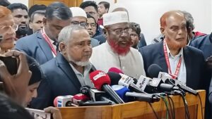 মাঠ প্রশাসনে রদবদল ও নিরপেক্ষ নির্বাচনের দাবিতে জামায়াতের আল্টিমেটাম মাঠ প্রশাসনে রদবদল ও নিরপেক্ষ নির্বাচনের দাবিতে জামায়াতের আল্টিমেটাম